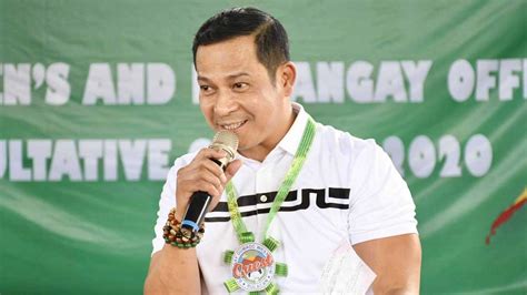 Daniel Fernando .